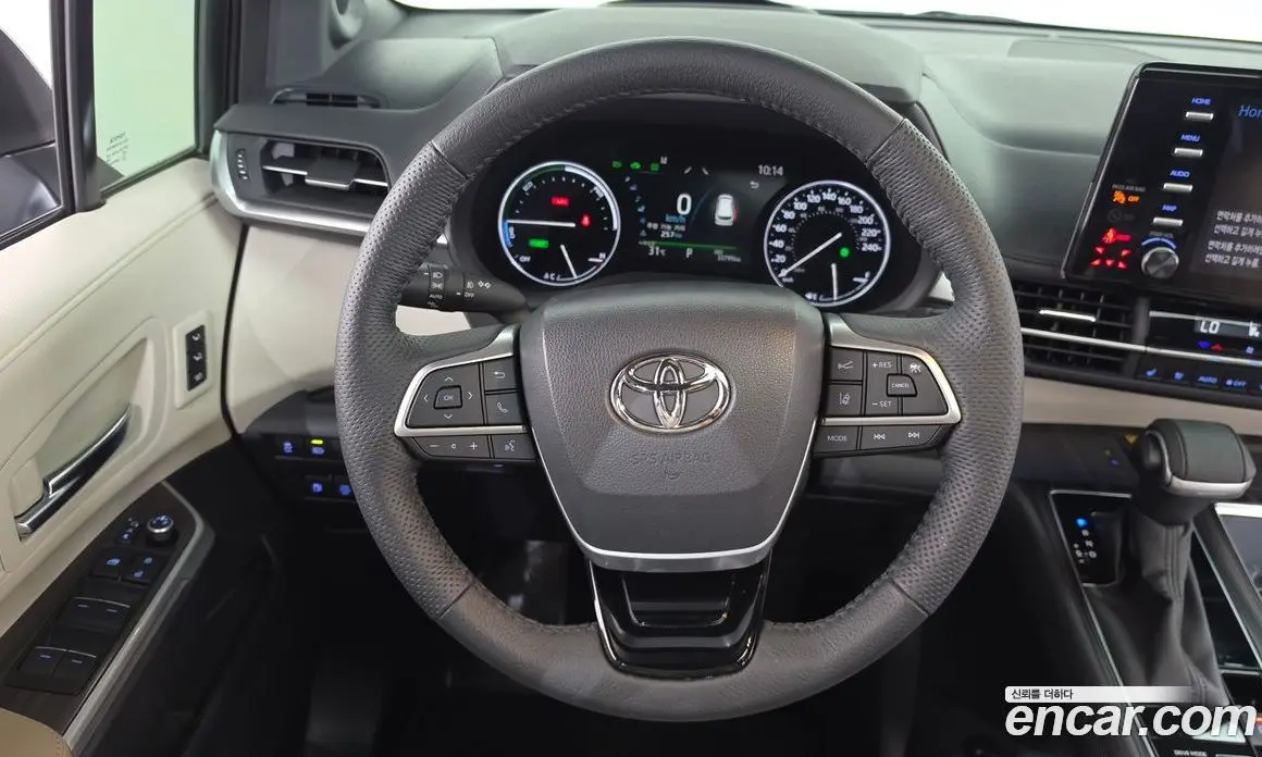 Toyota Sienna 2022 2.5 автомат (гидро), фото 18