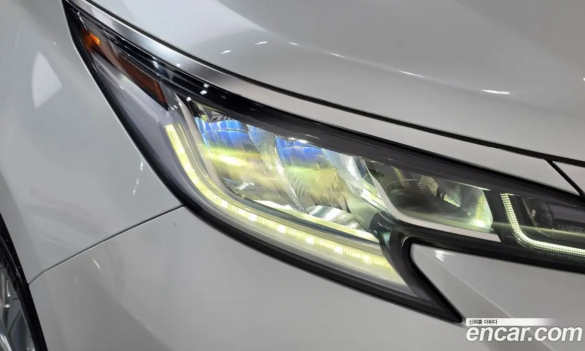 Toyota Sienna 2022 2.5 автомат (гидро), фото 8