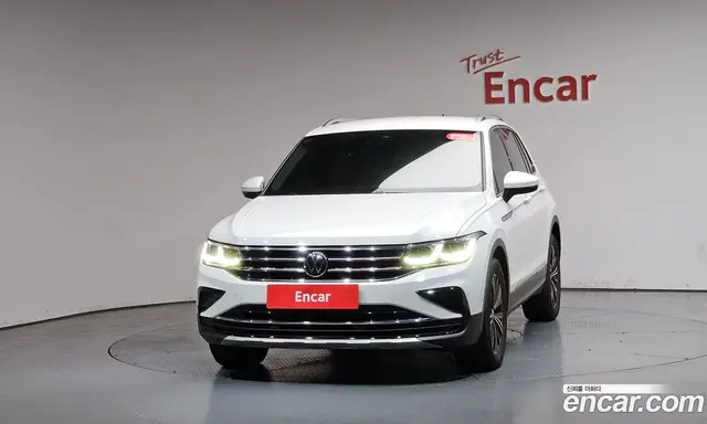 Volkswagen Tiguan 2021 2.0 автомат (гидро), миниатюра 2