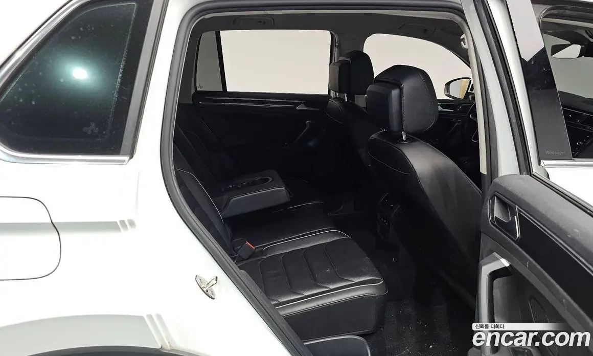 Volkswagen Tiguan 2021 2.0 автомат (гидро), фото 16