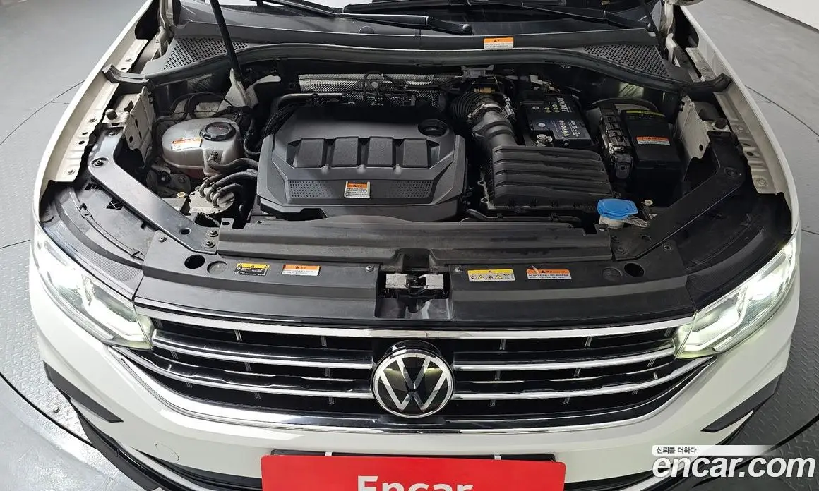 Volkswagen Tiguan 2021 2.0 автомат (гидро), фото 5