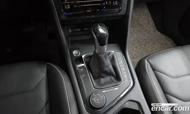 Volkswagen Tiguan 2023 2.0 автомат (гидро), миниатюра 12