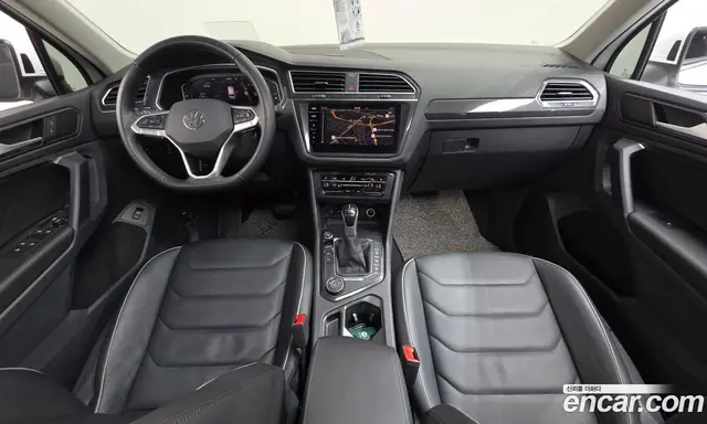 Volkswagen Tiguan 2023 2.0 автомат (гидро), миниатюра 10