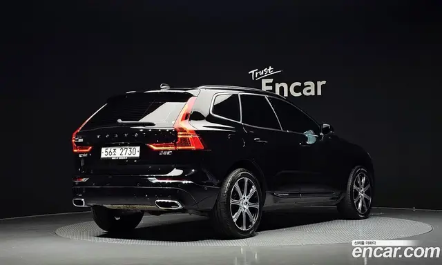 Volvo XC60 2018 2.0 автомат (гидро), миниатюра 2 Volvo XC60 2018 2.0 автомат (гидро), миниатюра 2