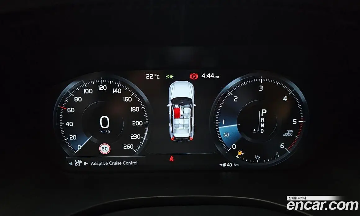 Volvo XC60 2018 2.0 автомат (гидро), фото 11 Volvo XC60 2018 2.0 автомат (гидро), фото 11