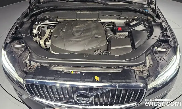 Volvo XC60 2018 2.0 автомат (гидро), миниатюра 6 Volvo XC60 2018 2.0 автомат (гидро), миниатюра 6
