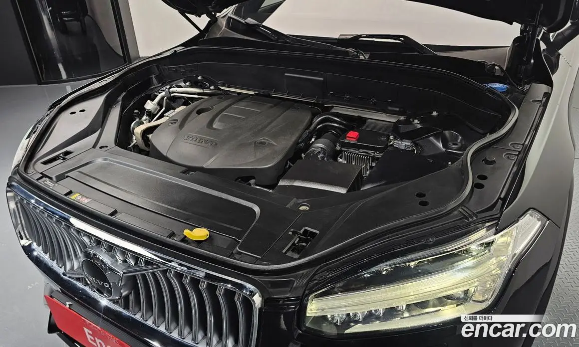 Volvo XC90 2019 2.0 автомат (гидро), фото 6 Volvo XC90 2019 2.0 автомат (гидро), фото 6