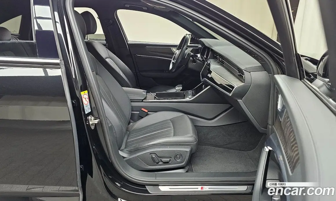 Audi A6 2021 2.0 автомат (гидро), фото 16