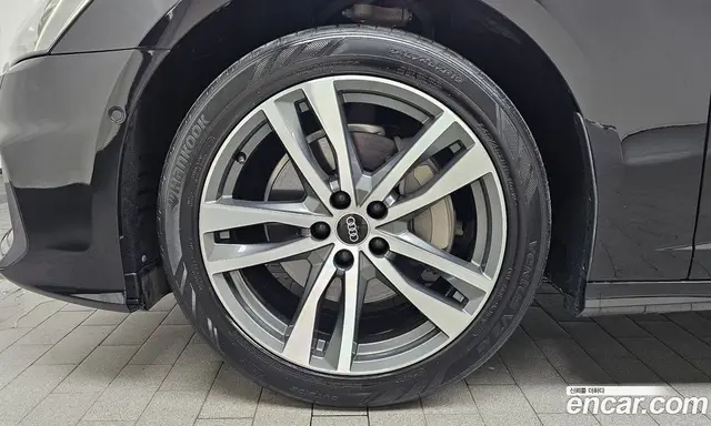 Audi A6 2021 2.0 автомат (гидро), миниатюра 5