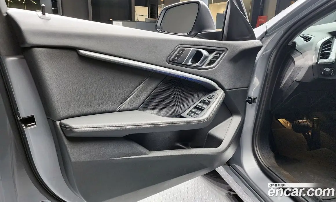 BMW 1 серия 2022 2.0 автомат (гидро), фото 14 BMW 1 серия 2022 2.0 автомат (гидро), фото 14