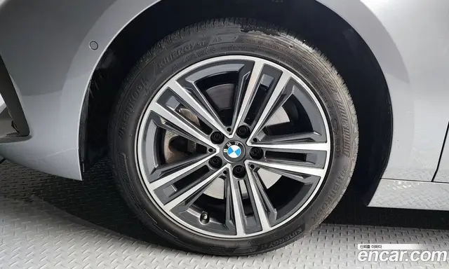 BMW 1 серия 2022 2.0 автомат (гидро), миниатюра 5 BMW 1 серия 2022 2.0 автомат (гидро), миниатюра 5