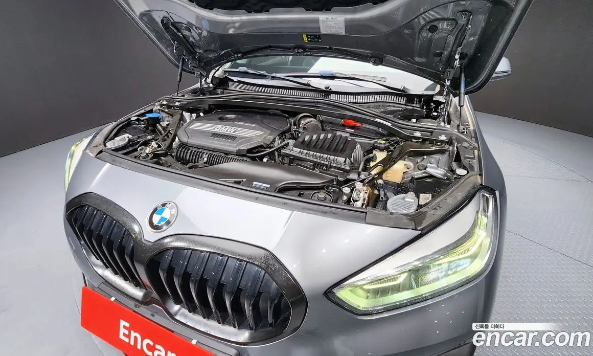 BMW 1 серия 2022 2.0 автомат (гидро), фото 6 BMW 1 серия 2022 2.0 автомат (гидро), фото 6