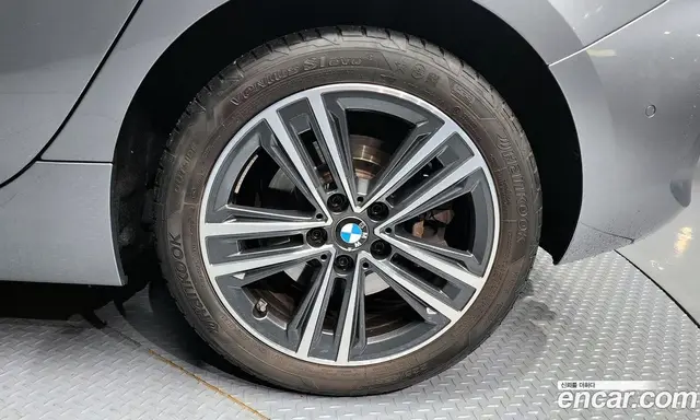 BMW 1 серия 2022 2.0 автомат (гидро), миниатюра 7 BMW 1 серия 2022 2.0 автомат (гидро), миниатюра 7