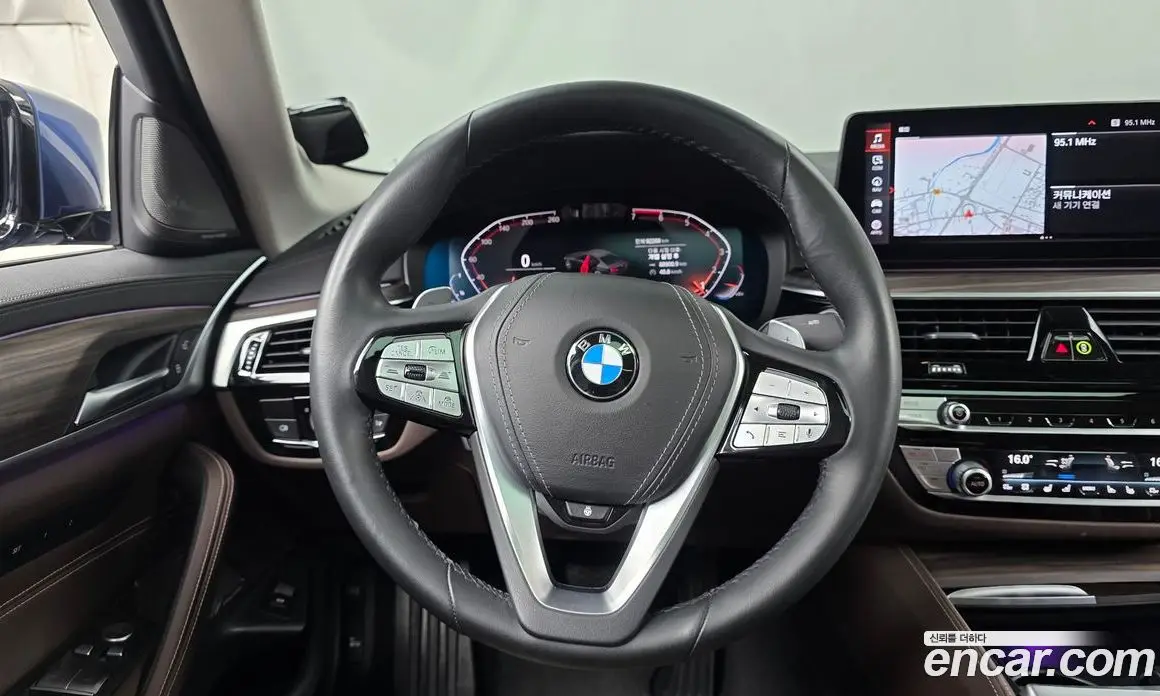 BMW 5 серия 2021 2.0 автомат (гидро), фото 13 BMW 5 серия 2021 2.0 автомат (гидро), фото 13