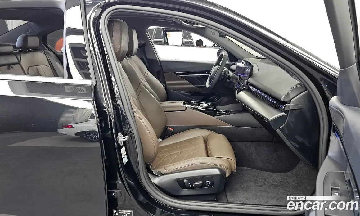 BMW 5 серия 2023 2.0 автомат (гидро), фото 17 BMW 5 серия 2023 2.0 автомат (гидро), фото 17