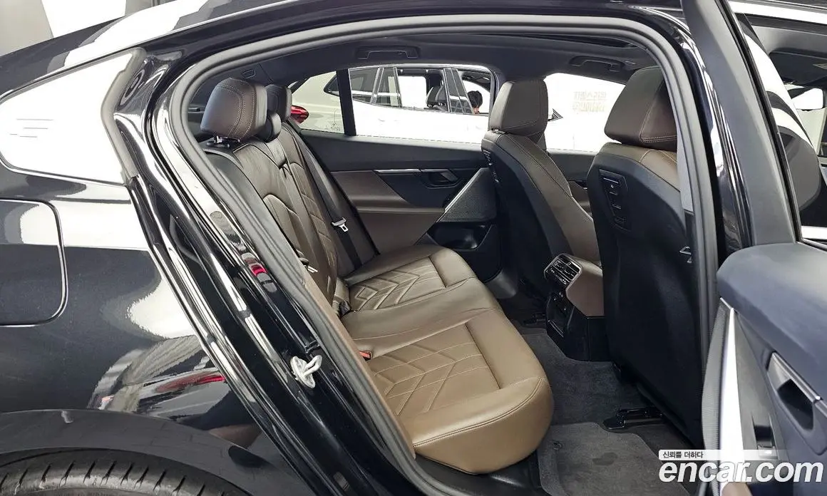 BMW 5 серия 2023 2.0 автомат (гидро), фото 18 BMW 5 серия 2023 2.0 автомат (гидро), фото 18