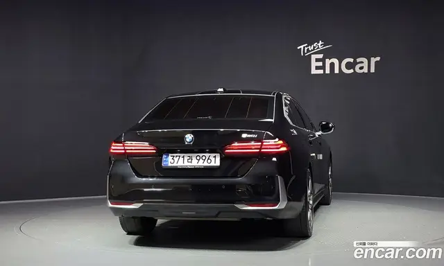 BMW 5 серия 2023 2.0 автомат (гидро), миниатюра 4 BMW 5 серия 2023 2.0 автомат (гидро), миниатюра 4