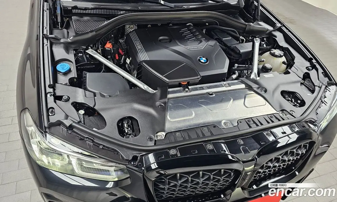 BMW X4 2025 2.0 автомат (гидро), фото 6 BMW X4 2025 2.0 автомат (гидро), фото 6