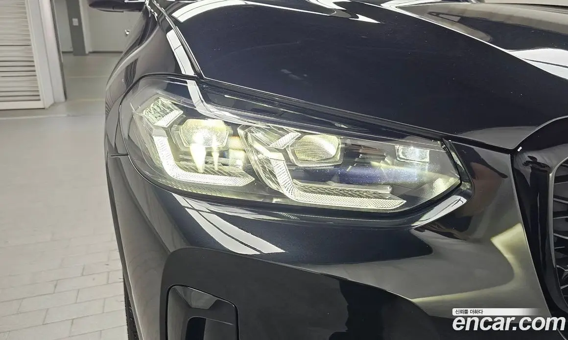 BMW X4 2025 2.0 автомат (гидро), фото 8 BMW X4 2025 2.0 автомат (гидро), фото 8
