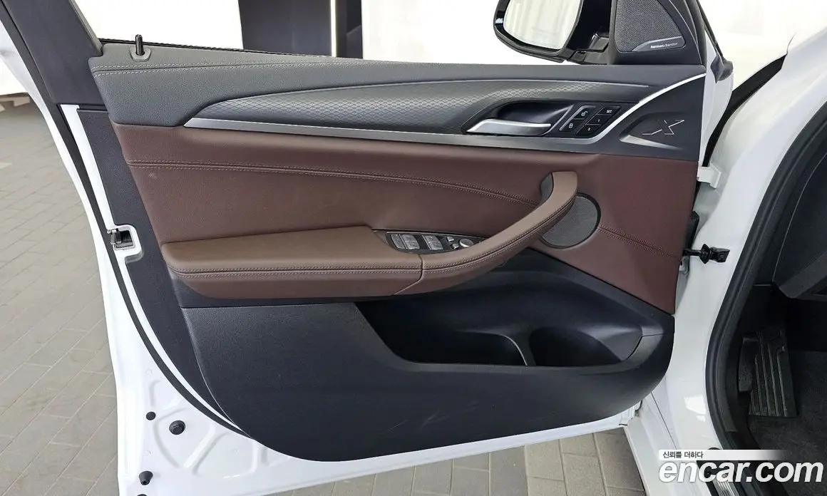 BMW X4 2025 2.0 автомат (гидро), фото 14