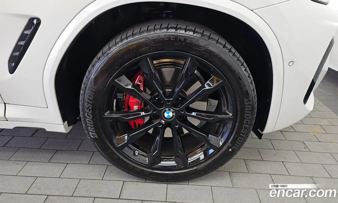 BMW X4 2025 2.0 автомат (гидро), фото 7