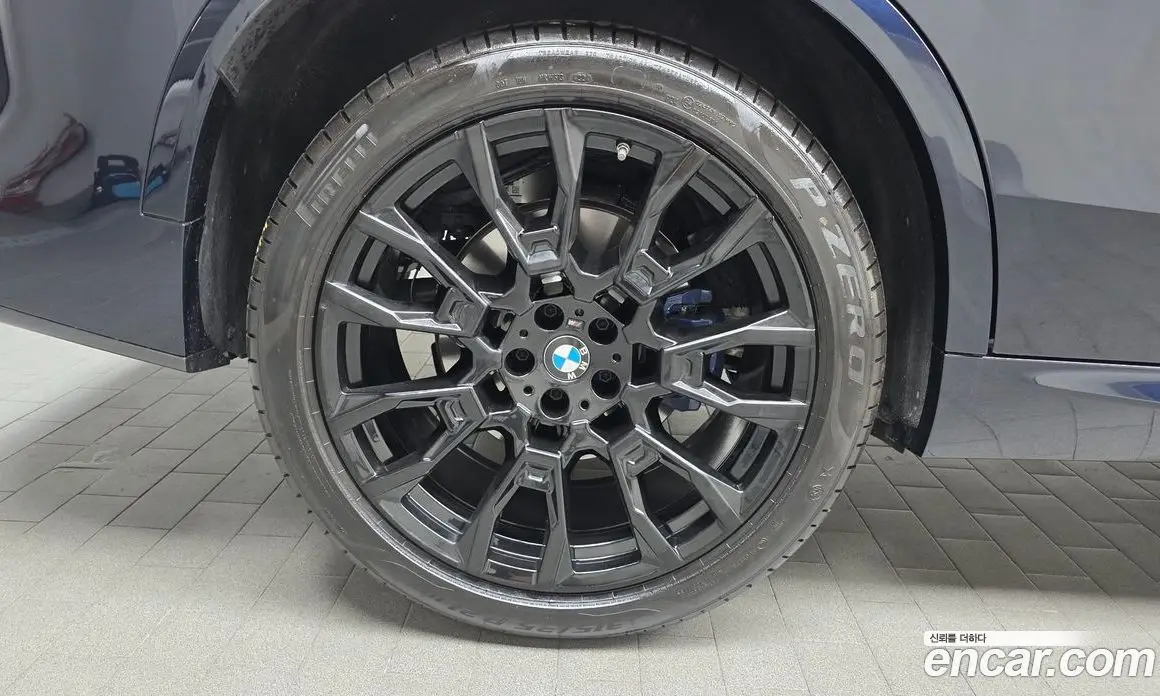 BMW X5 2025 3.0 автомат (гидро), фото 5