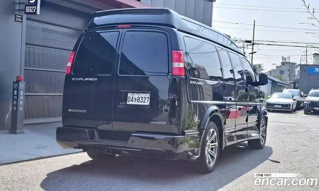 Chevrolet Express Van 2018 6.0 автомат (гидро), миниатюра 2