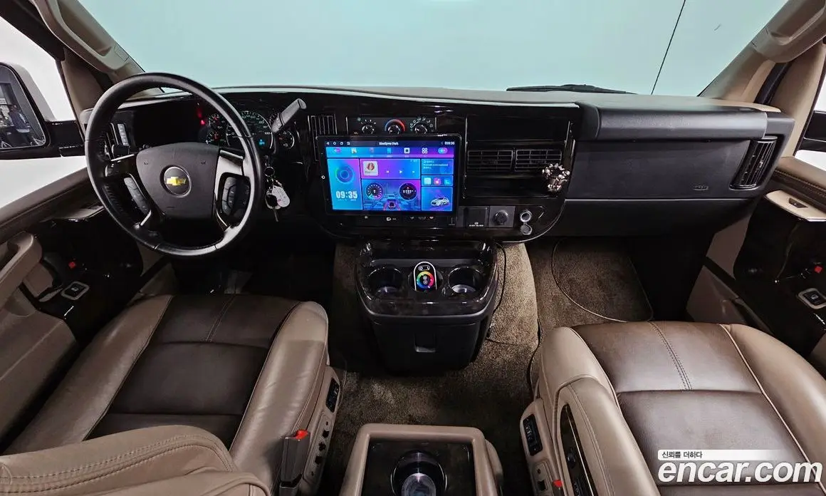Chevrolet Express Van 2018 6.0 автомат (гидро), фото 10