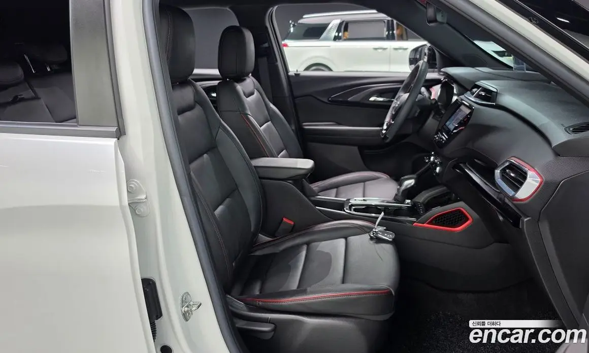 Chevrolet TrailBlazer 2022 1.3 автомат (гидро), фото 16 Chevrolet TrailBlazer 2022 1.3 автомат (гидро), фото 16