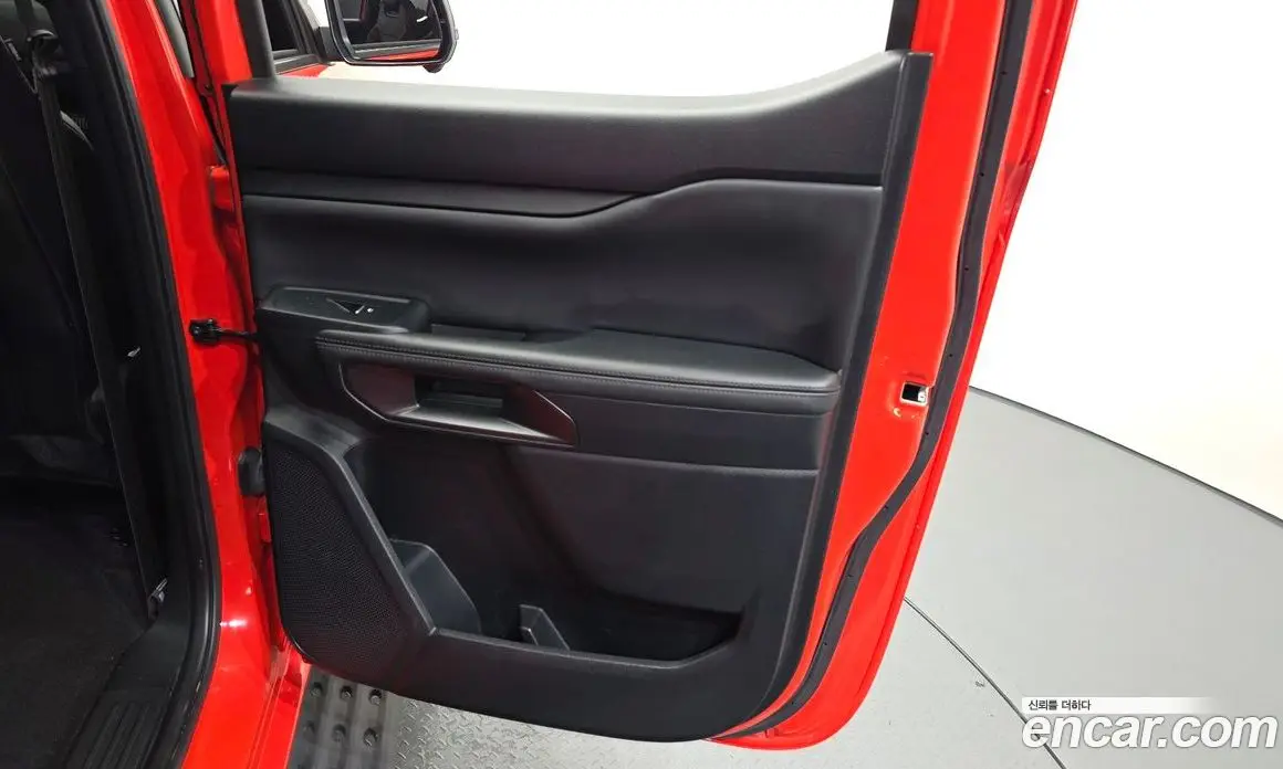 Ford Ranger 2024 2.0 автомат (гидро), фото 15
