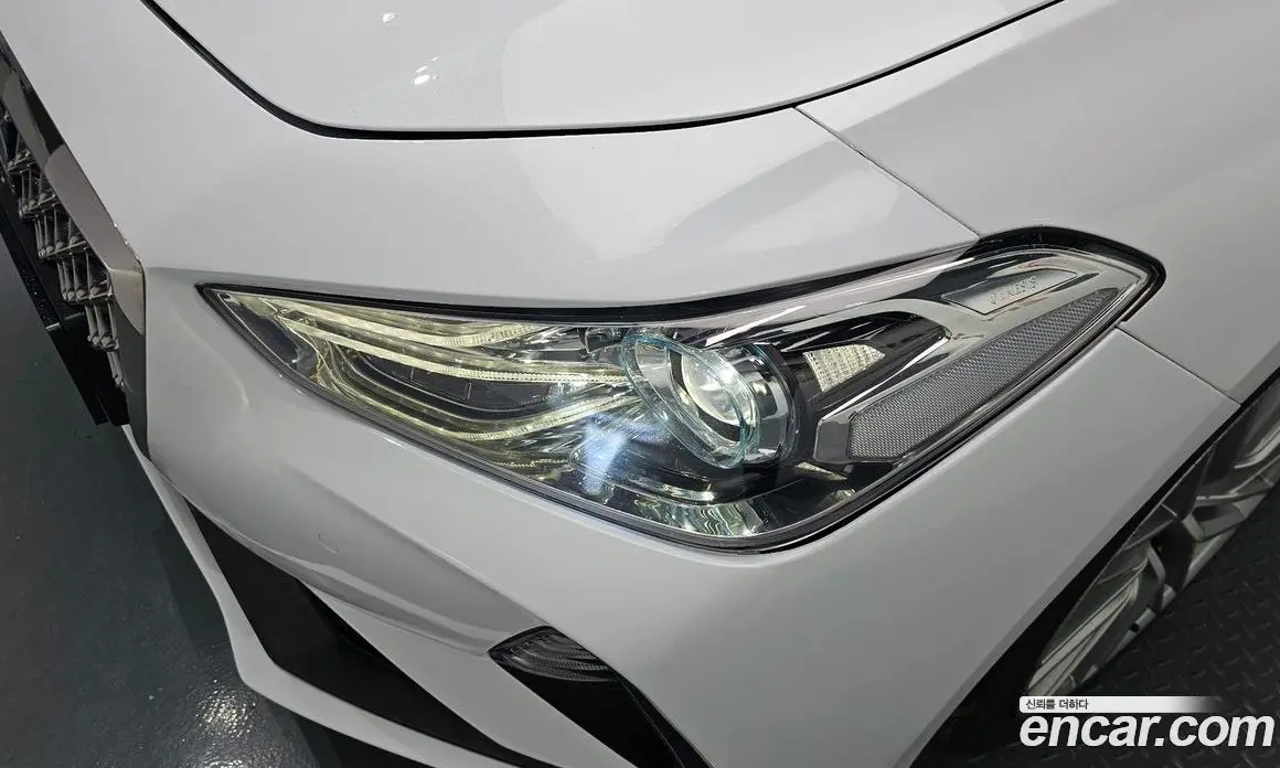 Genesis G70 2019 2.0 автомат (гидро), фото 8