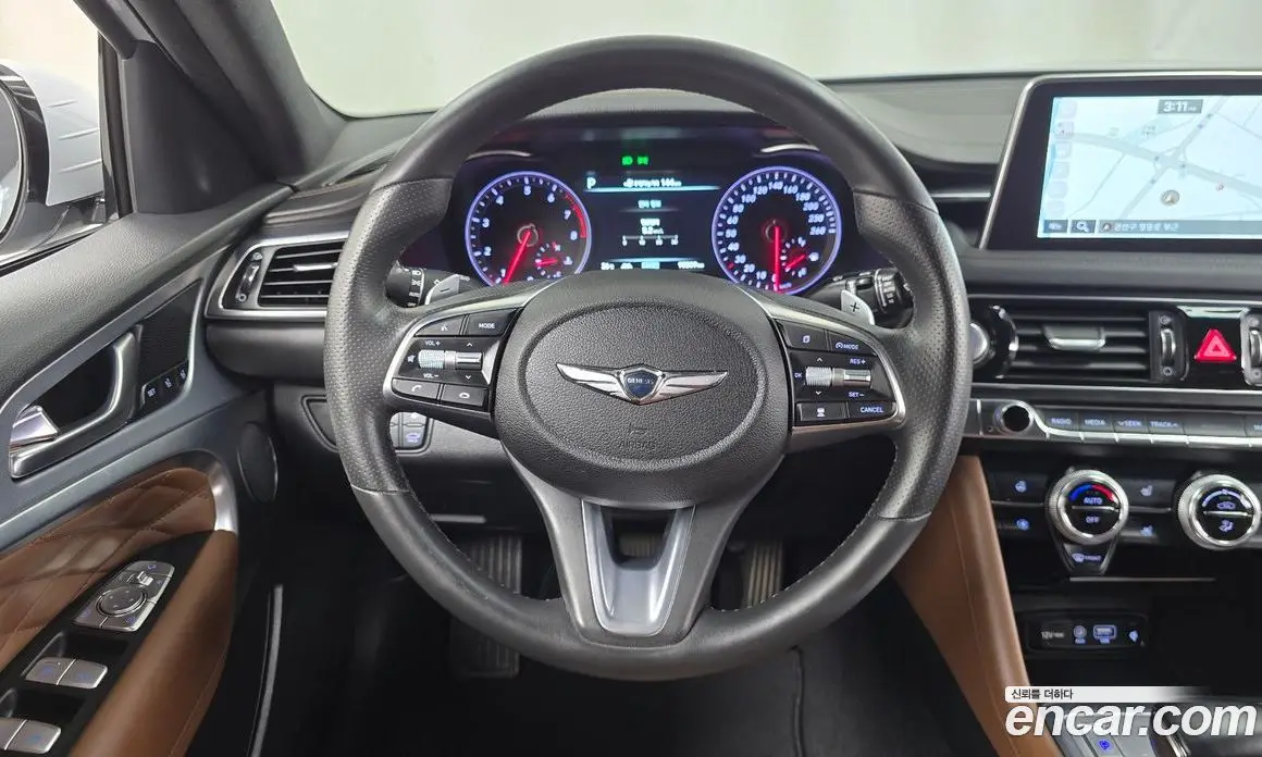 Genesis G70 2019 2.0 автомат (гидро), фото 18 Genesis G70 2019 2.0 автомат (гидро), фото 18