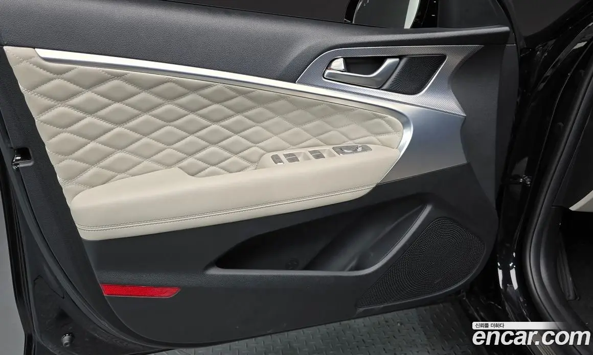 Genesis G70 2022 2.0 автомат (гидро), фото 14