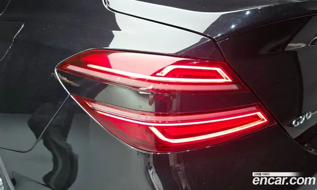 Genesis G70 2022 2.0 автомат (гидро), миниатюра 9
