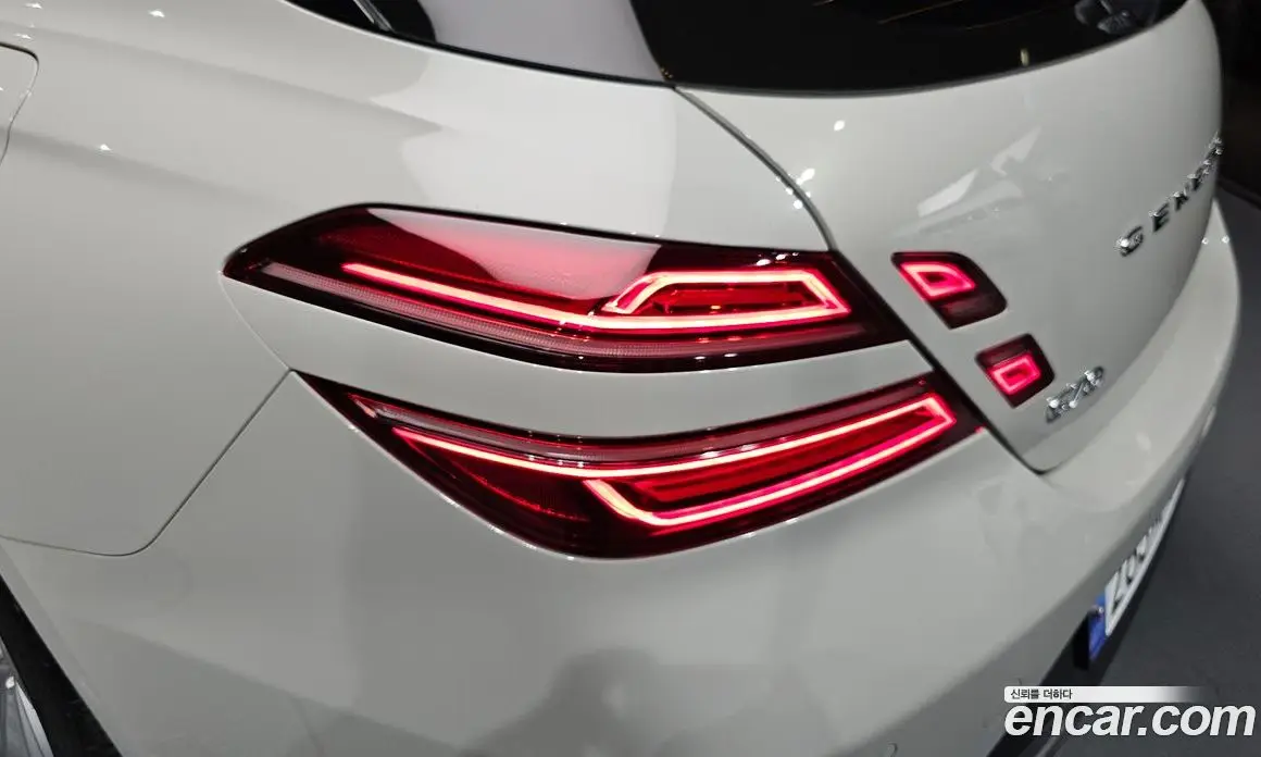 Genesis G70 2024 2.5 автомат (гидро), фото 9 Genesis G70 2024 2.5 автомат (гидро), фото 9
