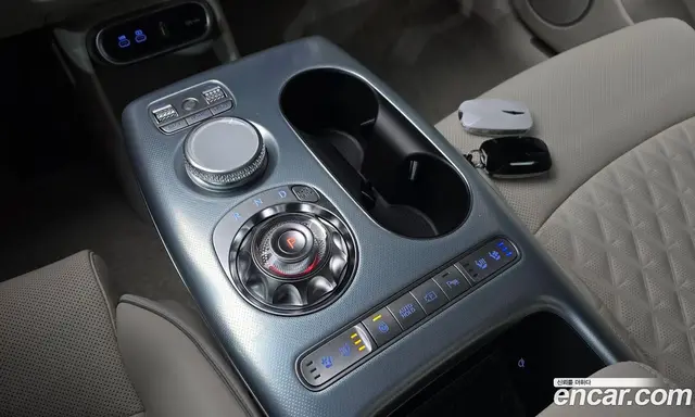 Genesis GV60 2023 0.1 автомат (гидро), миниатюра 12