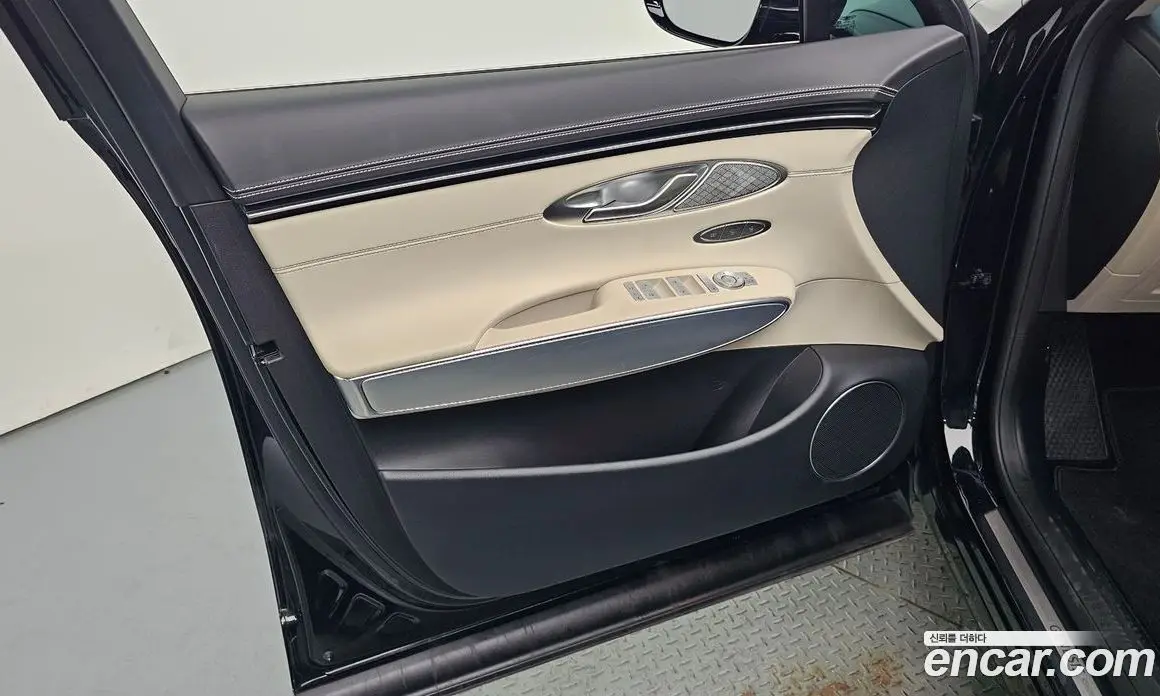 Genesis GV70 2022 2.5 автомат (гидро), фото 14
