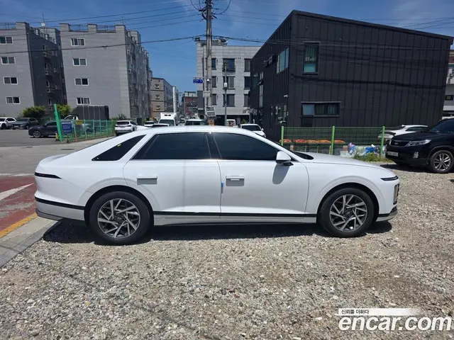 Hyundai Grandeur, 2026, 12 500 км