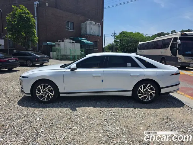 Hyundai Grandeur 2026 1.6 автомат (гидро), миниатюра 2