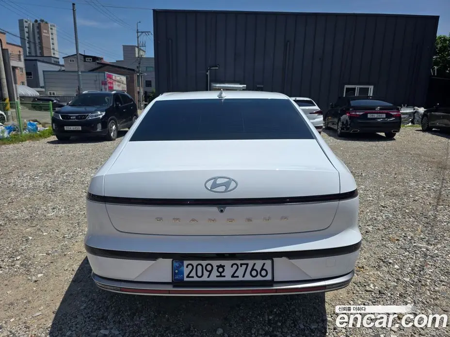 Hyundai Grandeur 2026 1.6 автомат (гидро), фото 4