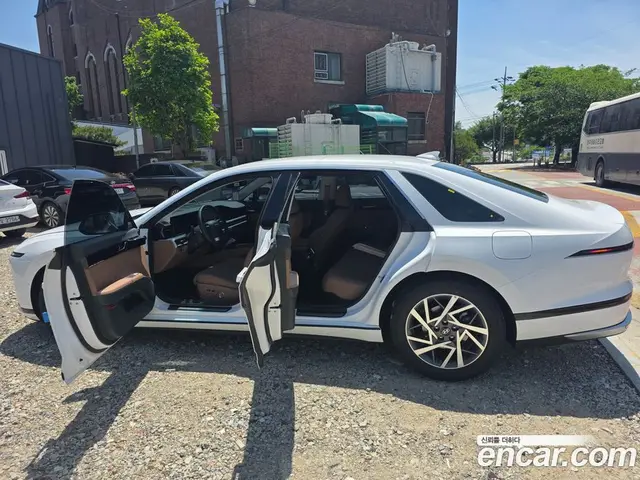 Hyundai Grandeur 2026 1.6 автомат (гидро), миниатюра 5