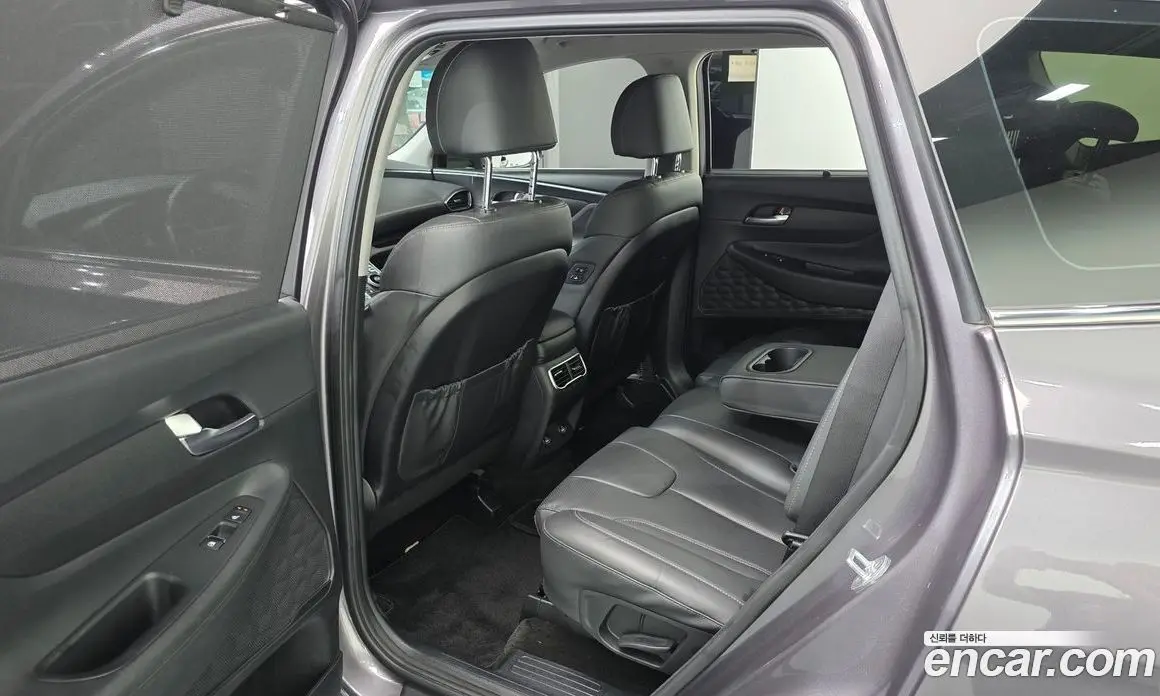 Hyundai Santa Fe 2022 2.2 автомат (гидро), фото 17