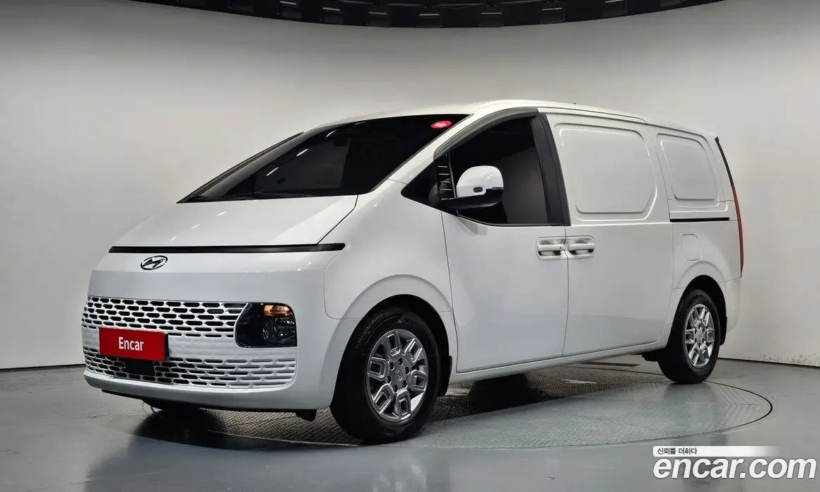 Hyundai Staria 2021 2.2 автомат (гидро), фото 1 Hyundai Staria 2021 2.2 автомат (гидро), фото 1