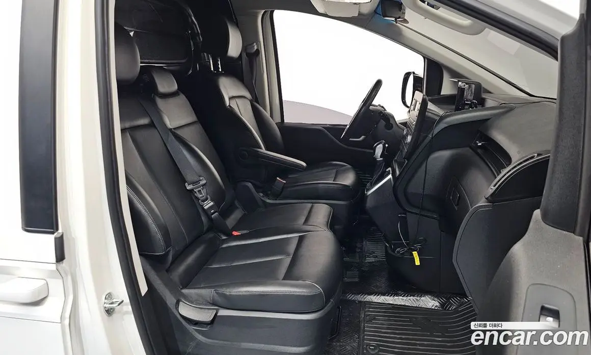 Hyundai Staria 2021 2.2 автомат (гидро), фото 16 Hyundai Staria 2021 2.2 автомат (гидро), фото 16