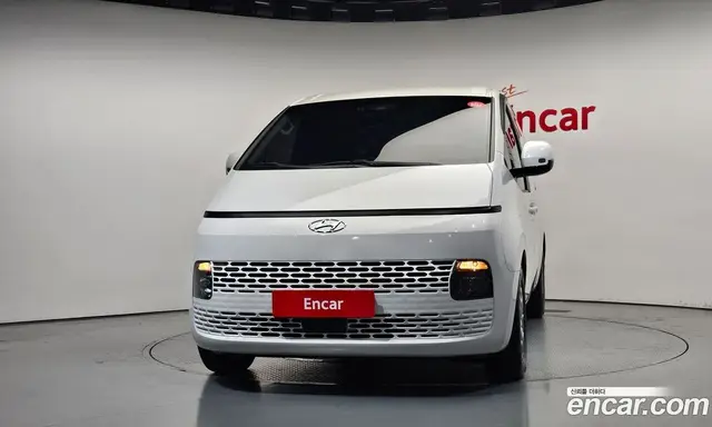Hyundai Staria 2021 2.2 автомат (гидро), миниатюра 3 Hyundai Staria 2021 2.2 автомат (гидро), миниатюра 3