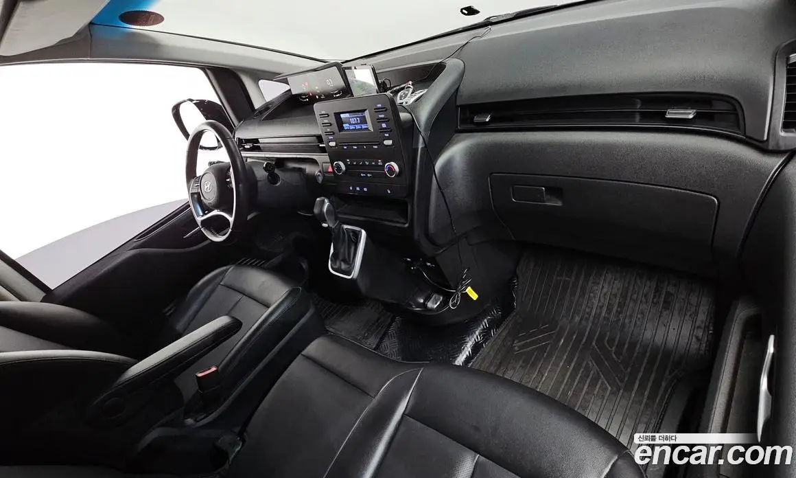 Hyundai Staria 2021 2.2 автомат (гидро), фото 10 Hyundai Staria 2021 2.2 автомат (гидро), фото 10