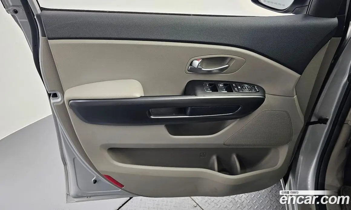 Kia Carnival 2020 2.2 автомат (гидро), фото 14