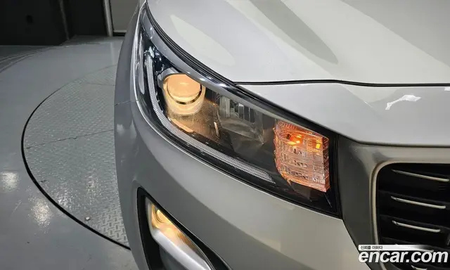 Kia Carnival 2020 2.2 автомат (гидро), миниатюра 8