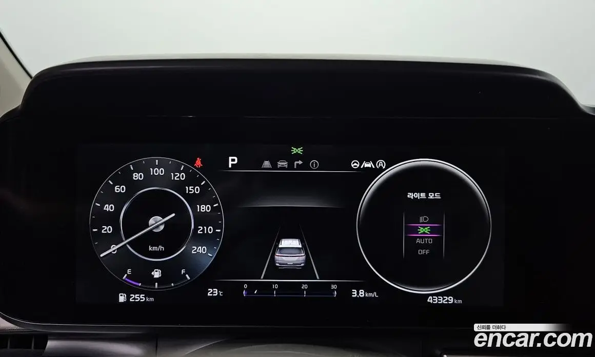 Kia Carnival 2021 2.2 автомат (гидро), фото 11