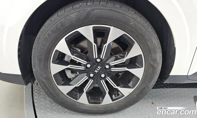 Kia Carnival 2021 2.2 автомат (гидро), миниатюра 5